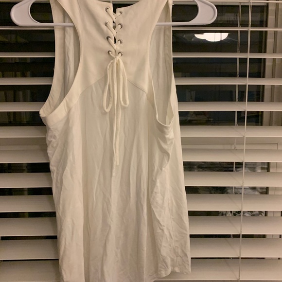 Tank - Picture 2 of 2